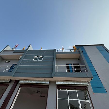 Hotel Raghunath Palace Khātu Zewnętrze zdjęcie