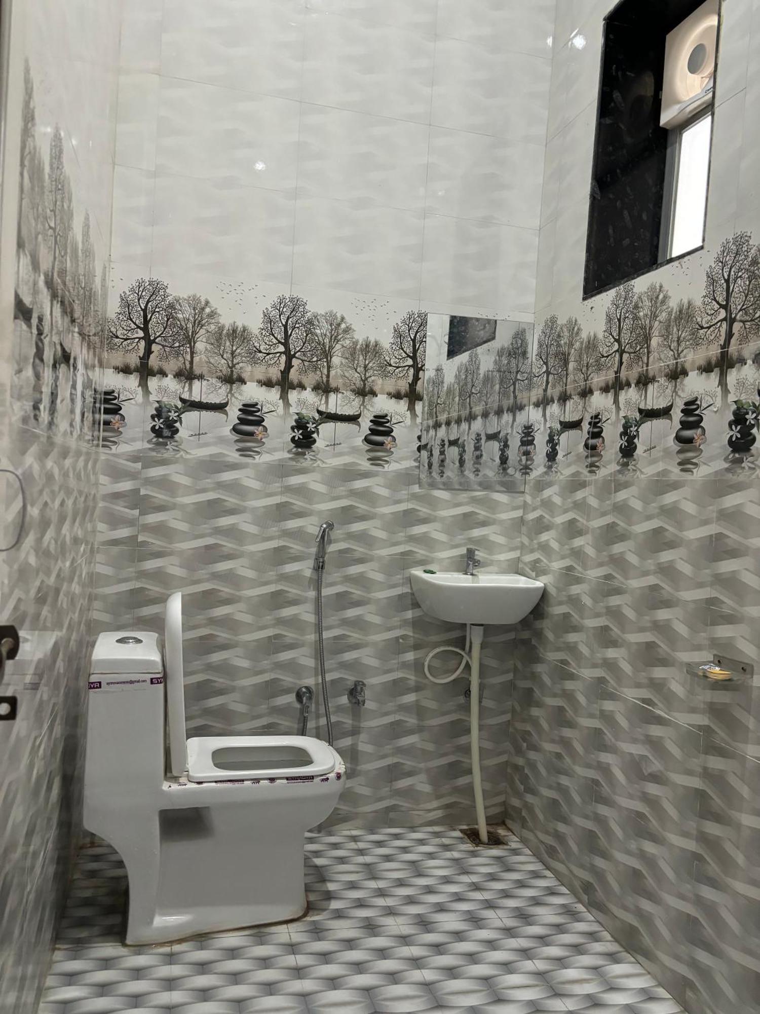 Hotel Raghunath Palace Khātu Zewnętrze zdjęcie