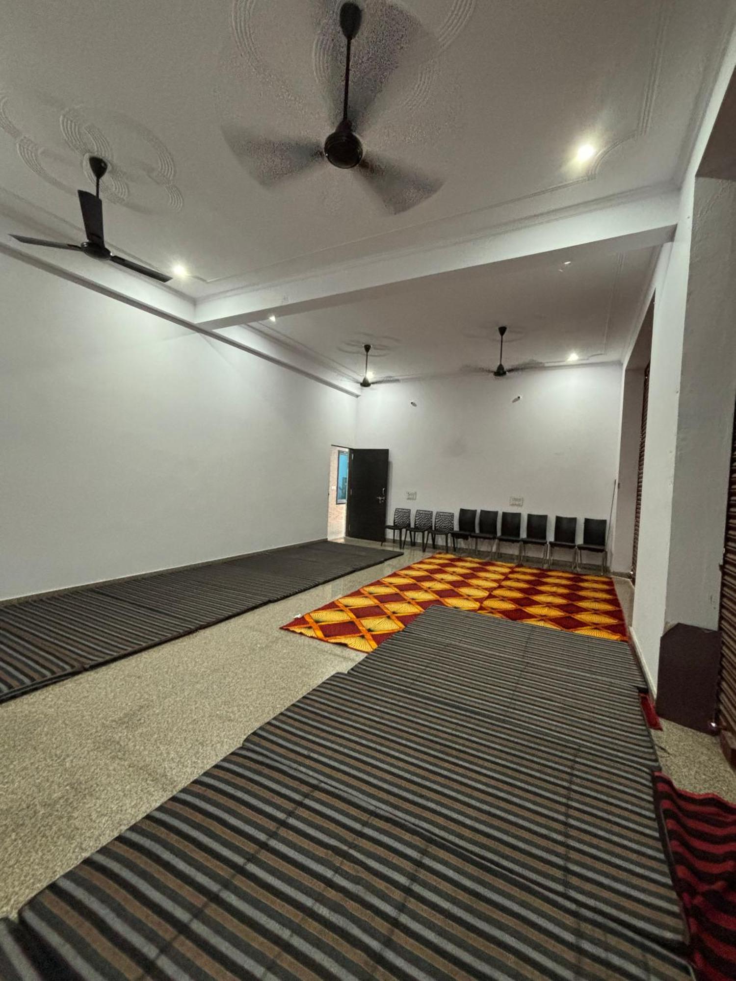 Hotel Raghunath Palace Khātu Zewnętrze zdjęcie