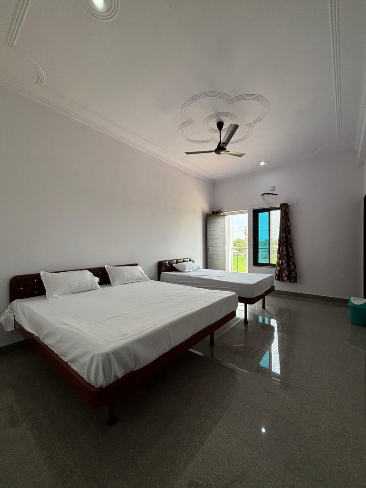 Hotel Raghunath Palace Khātu Zewnętrze zdjęcie