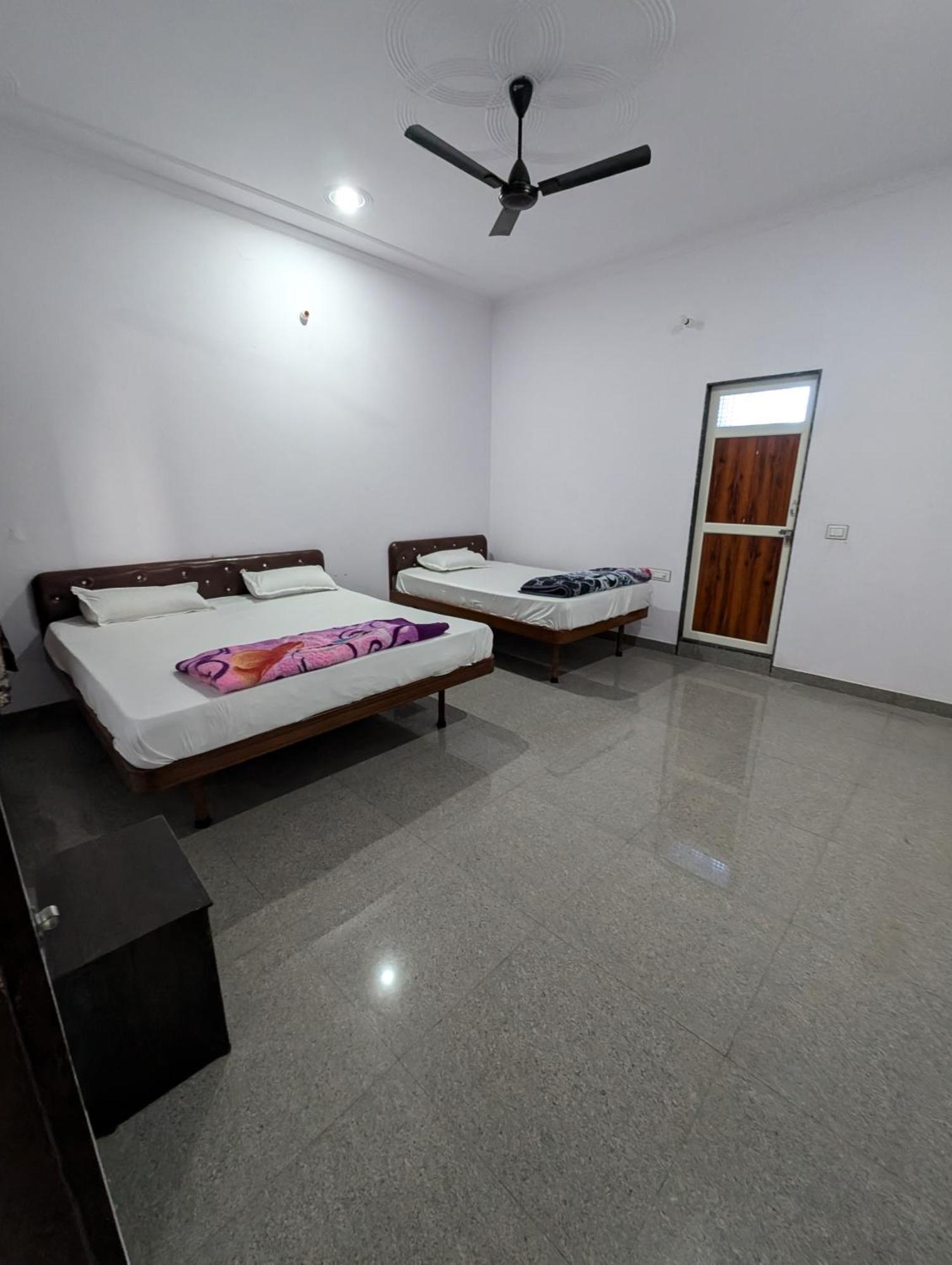 Hotel Raghunath Palace Khātu Zewnętrze zdjęcie